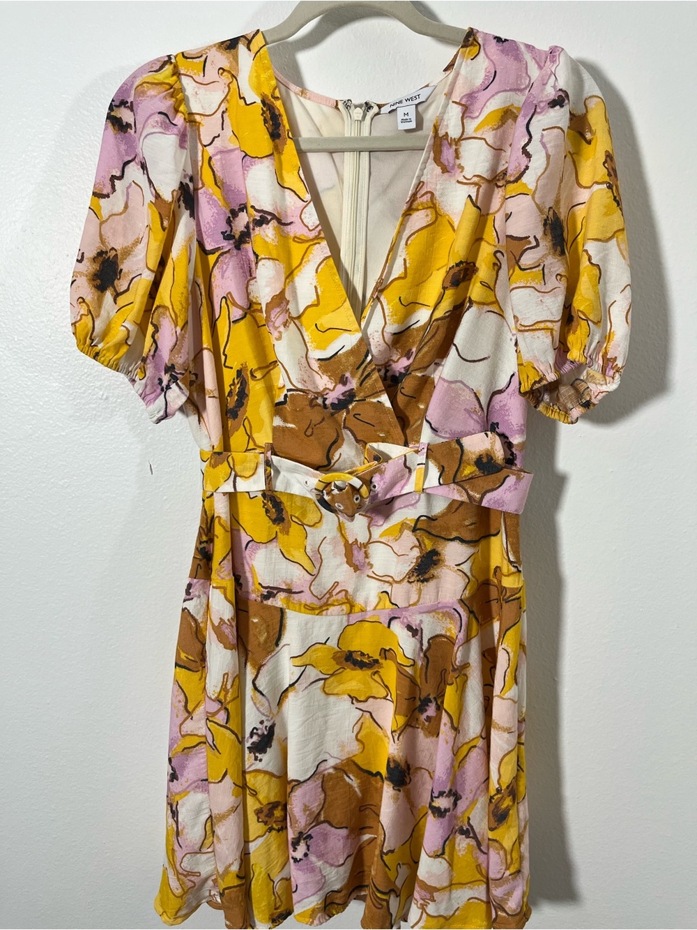 Nine West SIZE M Yellow, Pink & Brown Floral Belted Mini Dress